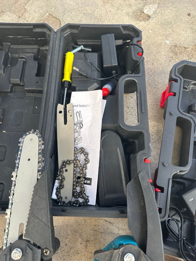 3 Mini Motoserras Elétricas a Bateria