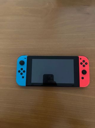 Nintendo Switch Azul y Rojo