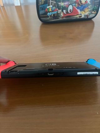 Nintendo Switch Azul y Rojo