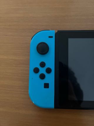 Nintendo Switch Azul y Rojo