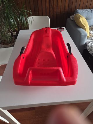 Trineo para niño rojo