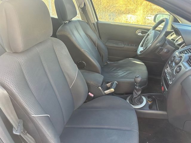 RENAULT MEGANE 5 Puertas 1.5 dCi 105cv Año 2006