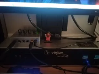 Ordenador Viglen Omnino Negro/Plata