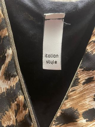 Blusa leopardata a portafoglio