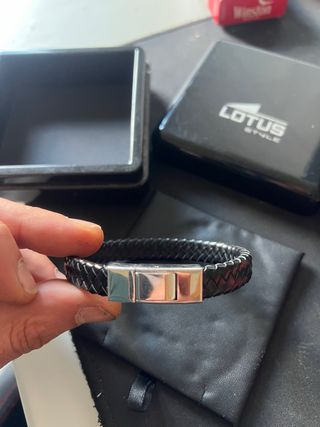 Pulsera Lotus Hombre Negra Trenzada