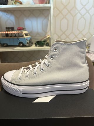 Converse Chuck Taylor gris claro con plataforma 