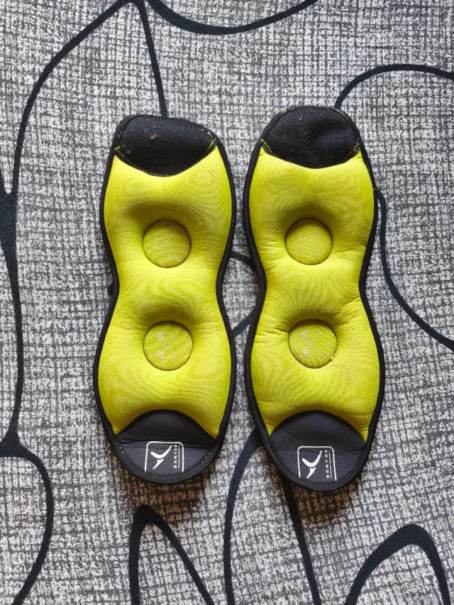 Pesas Muñecas/Pies 1kg (Par)