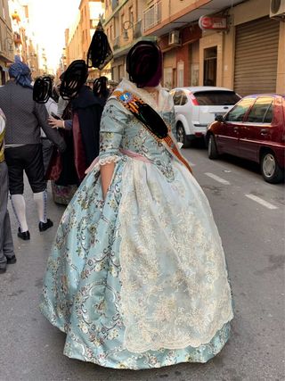 Traje de fallera completo
