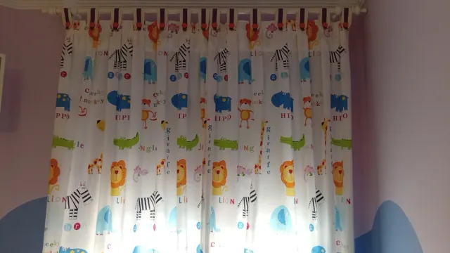 Cortinas infantiles animales tela