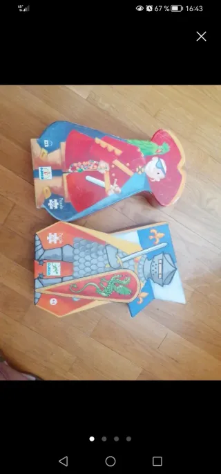 Lote 5 puzz, zapatil, guitarra eléct, pantalón 