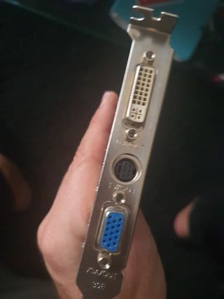 Gráfica ATI Radeon 9550