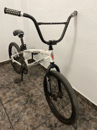 Bicicleta BMX Megamo Blanca