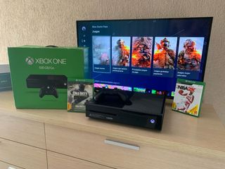 Xbox One 500 GB Black + giochi + un controller originale