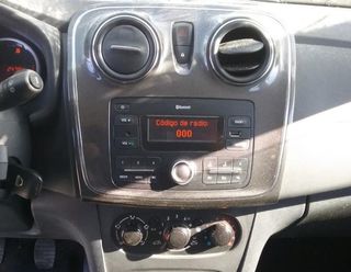 Dacia 4981359 254113300r mando elevalunas sandero
