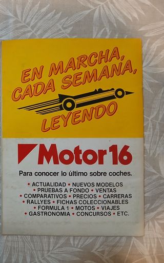 Álbum de cromos de coches Motor 16