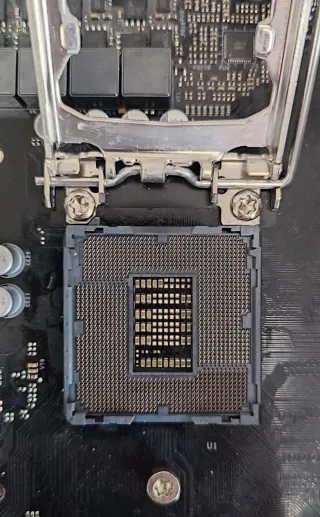 Placa Base ASRock H370 Pro4 + i5 9400 + 8GB RAM