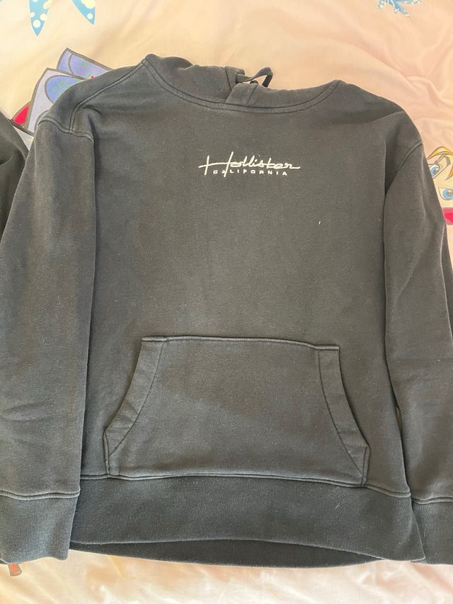 Lote 2 Sudaderas Nike y Hollister Talla XS