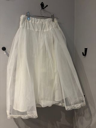 Traje Comunión Corona y Cancán Blanco 9 años