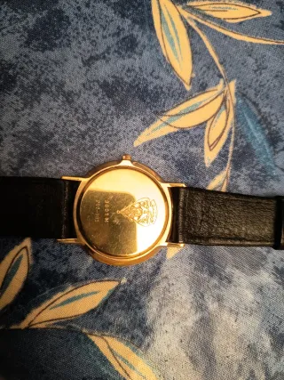 Orologio Gucci 3001M Nero/Oro  cinturino in pelle