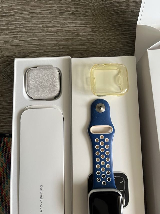 Apple Watch Serie 5 40mm Plata/Azul