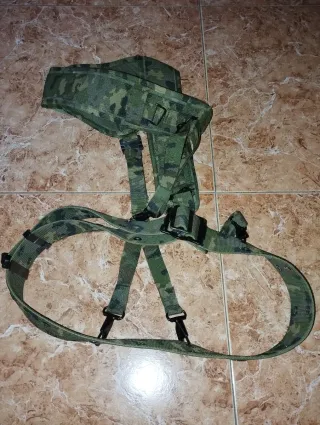 Trinchas militares camuflaje