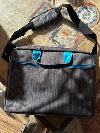 Funda maletín para portátil gris y azul