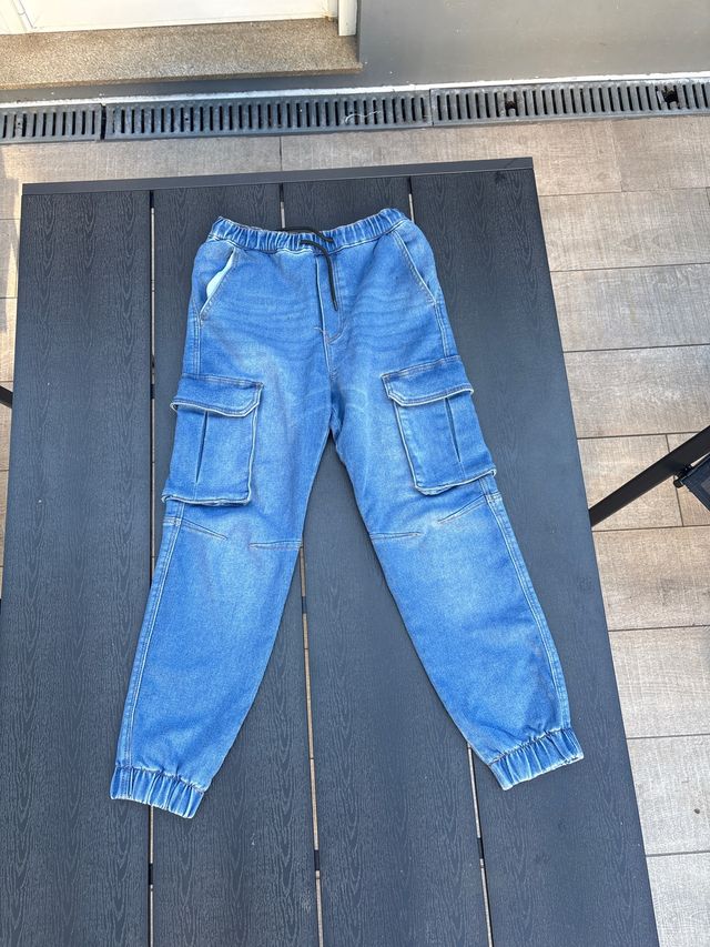 Pantalón vaquero largo ancho