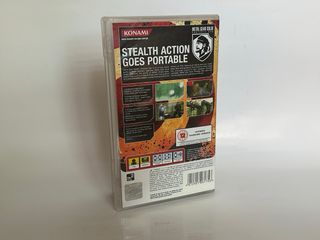 Caja y manual Metal Gear Solid Portable Ops PSP
