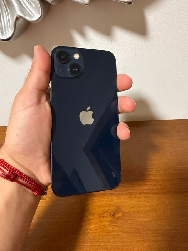 iPhone 13 256GB 100% Batería (No WiFi)