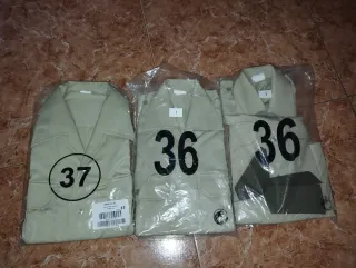 Camisas militares caqui talla 36 y 37