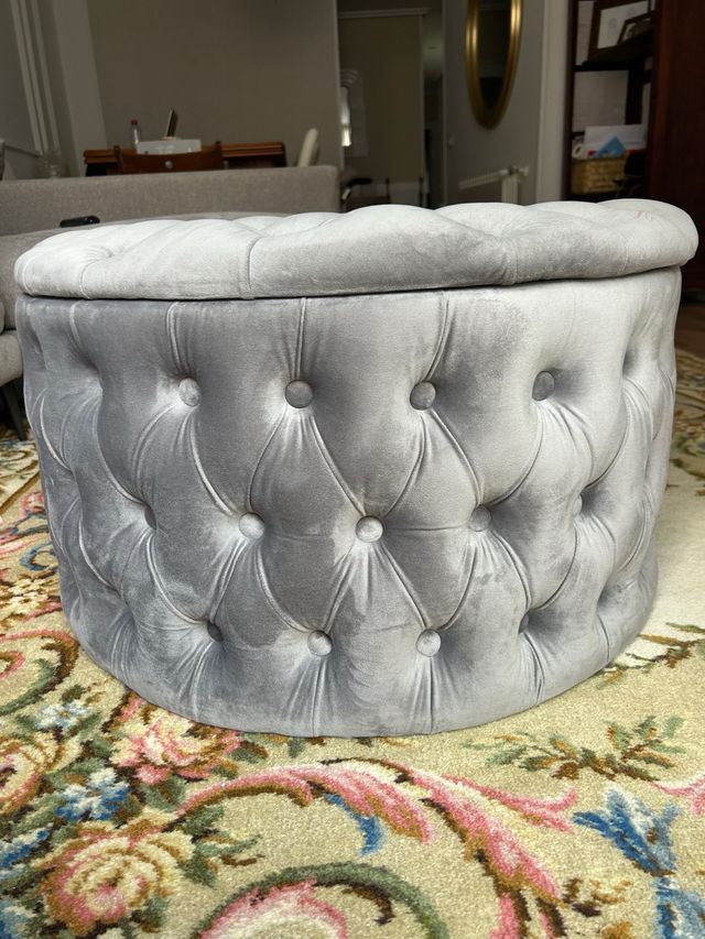 Puf redondo gris con almacenaje