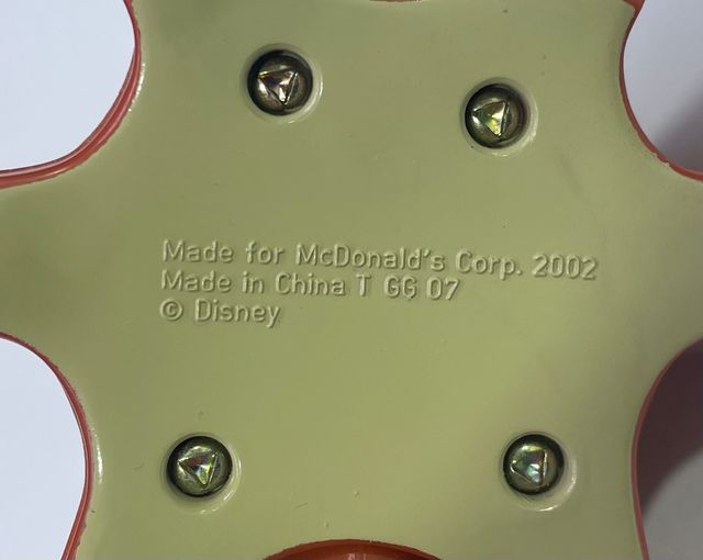 Buscando a Dory McDonald’s Happy Meal 2002