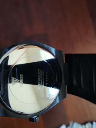 Reloj Guess negro