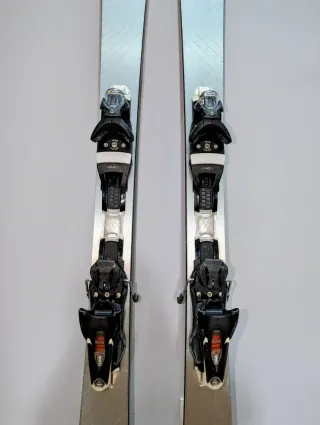 Esquís LaCroix LXR 165 cm – Alta gama.