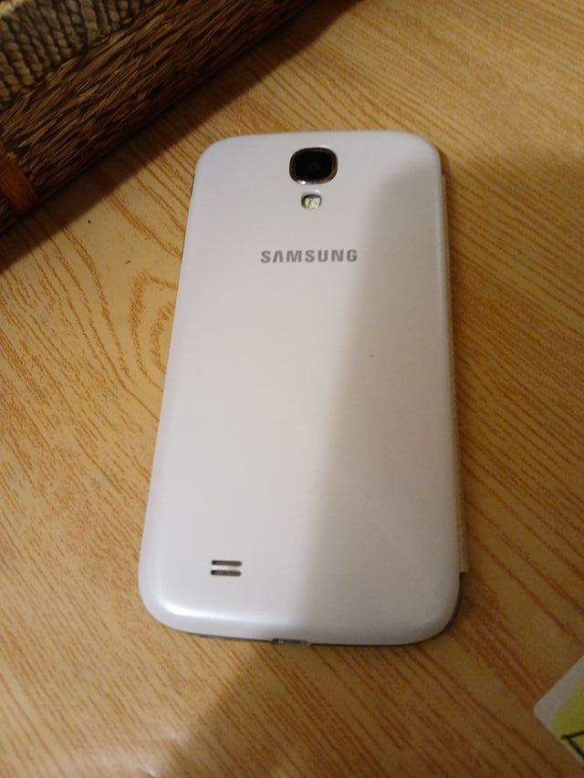 Samsung GT-I9505 Bianco