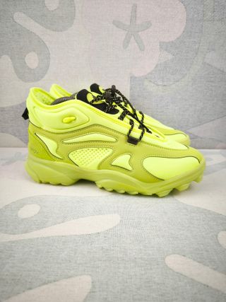 Sapatilhas Adidas Tamanho 39