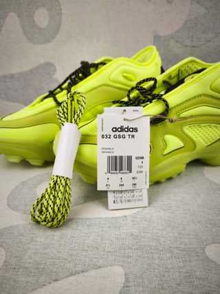 Sapatilhas Adidas Tamanho 39