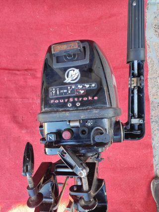 Motor fueraborda Mercury 4 HP 2T