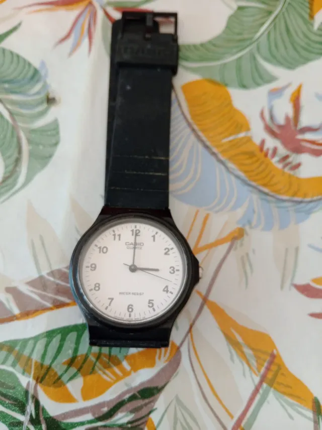 Reloj Casio Analógico Blanco