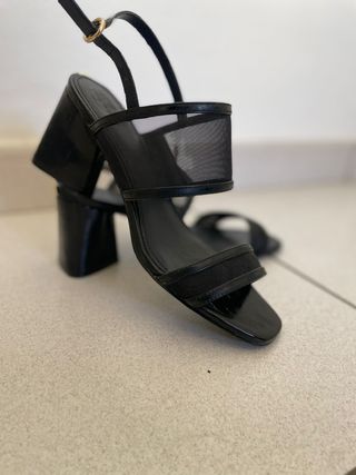 Tacones Guess Negros Malla Bloque
