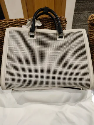 Bolso Zara Blanco y Negro