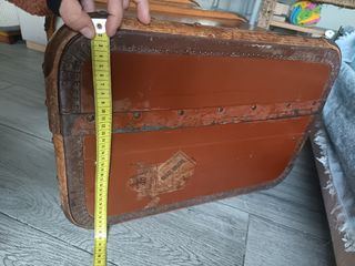 Maleta de madera antigua 