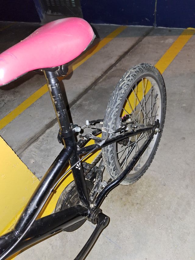 Bicicleta B'TWIN 20 Rosa/Negra