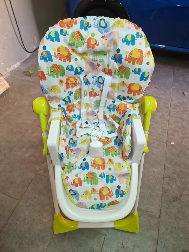 Trona bebé plegable y regulable. Modelo elefante.