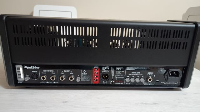 Amplificador Hughes & Kettner TubeMeister Deluxe40