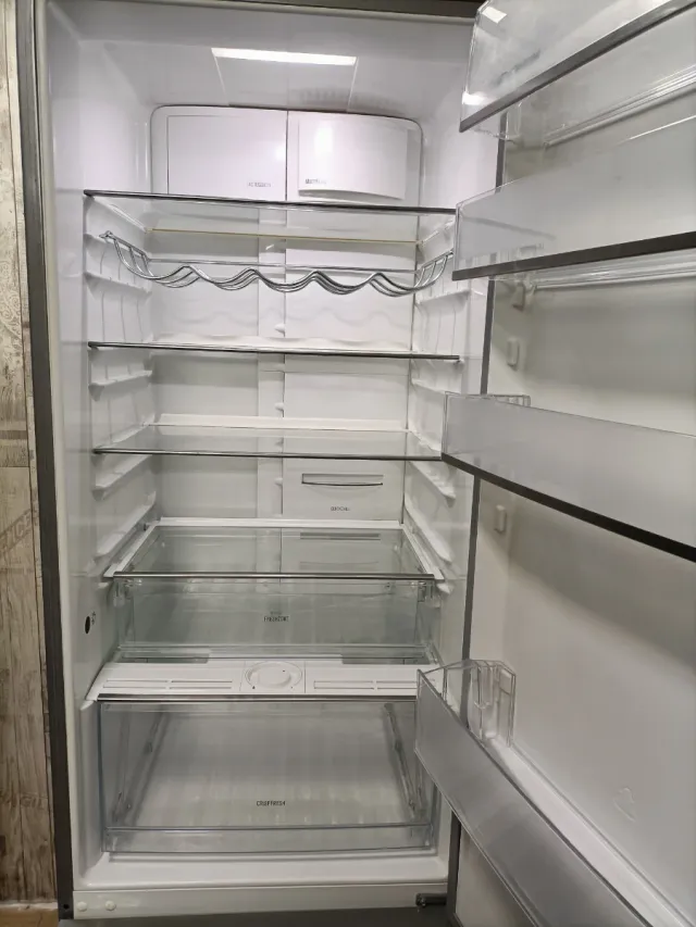 Frigorífico Electrolux 200x60cm A+ con Garantía 