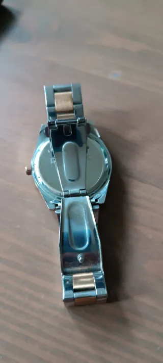 Reloj Parfois bicolor dorado y plateado