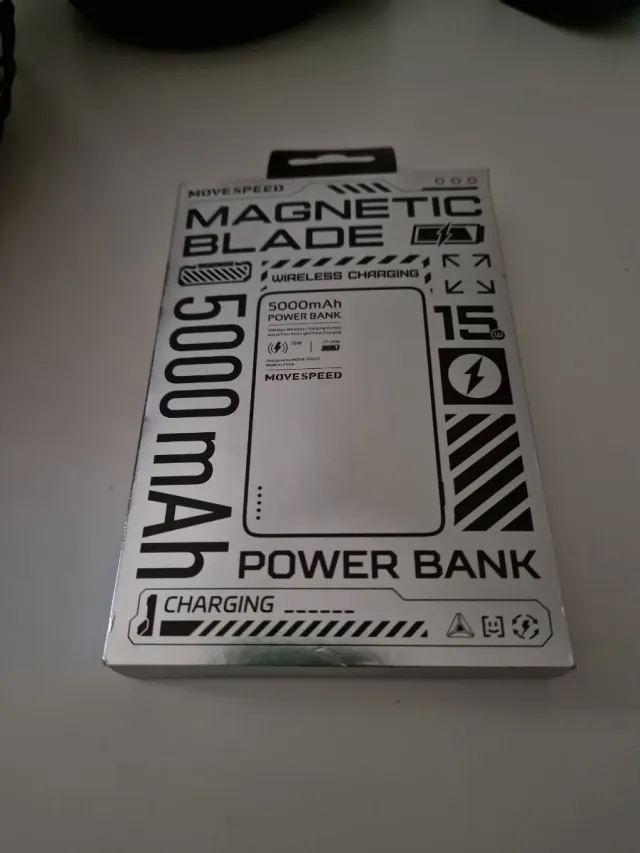 Batería Portátil MOVE SPEED Magnetic Blade 5000mAh