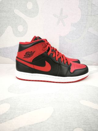 Sapatilhas Nike Air Jordan Mid 41