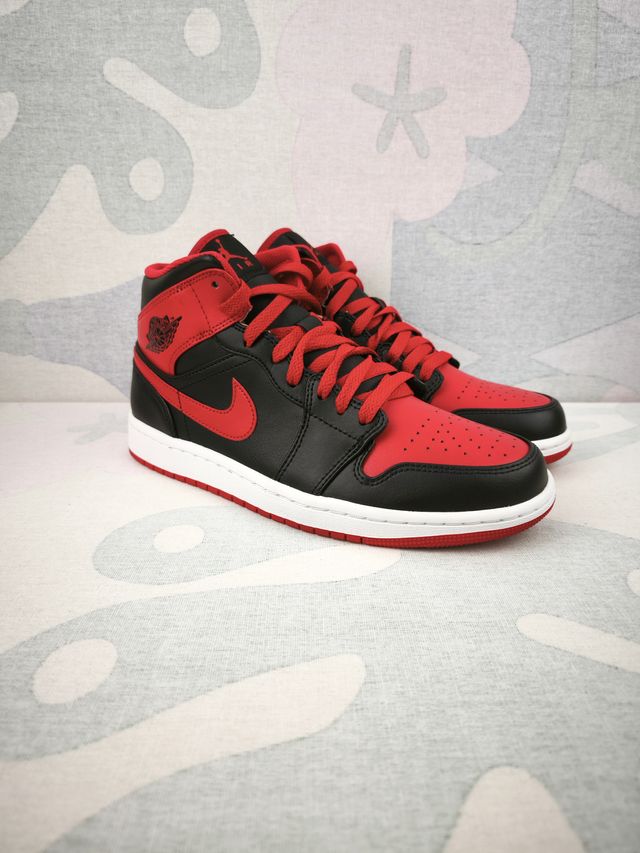Sapatilhas Nike Air Jordan Mid 41